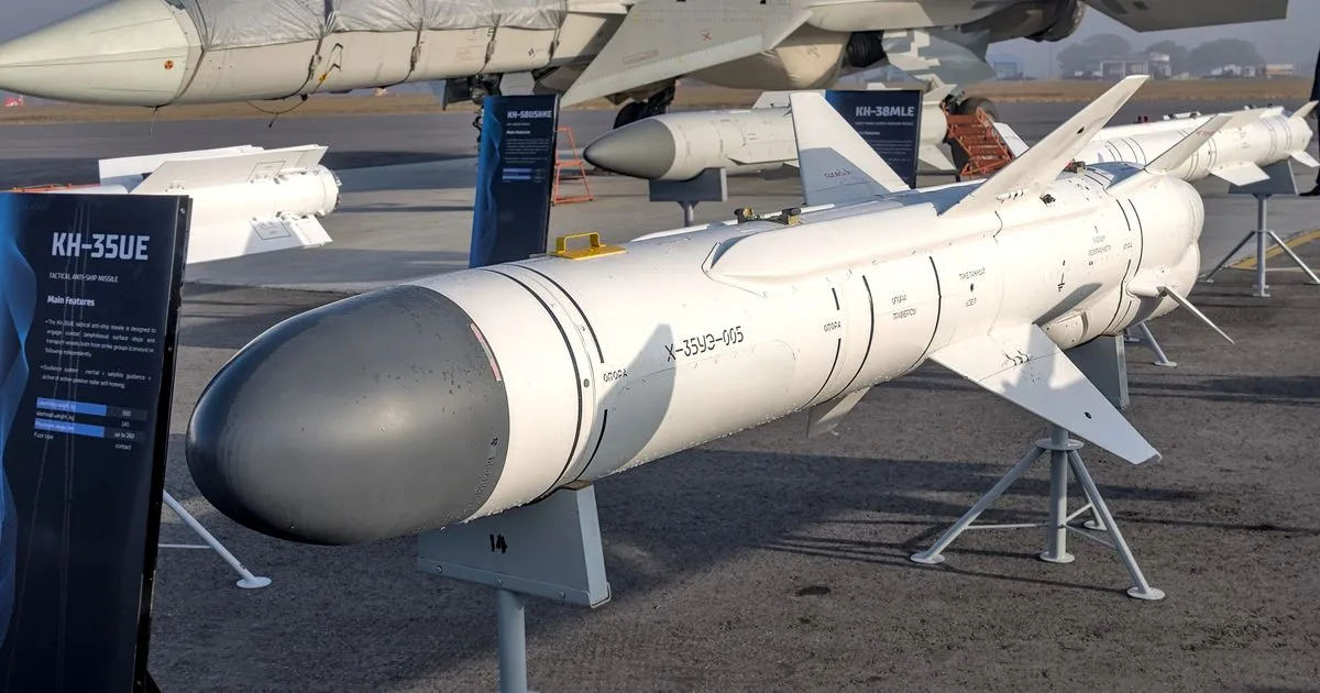 Russian Missile Barrage Kills Ukrainian Civilians in Deliberate Terror Attack