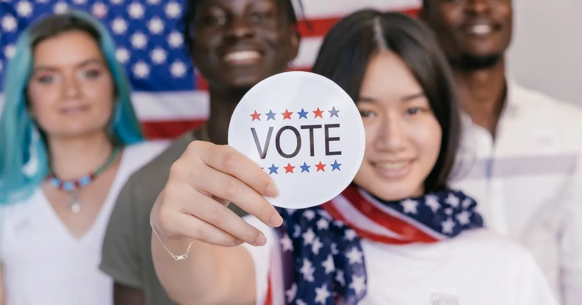 Democrats advance: four Republican seats now in play