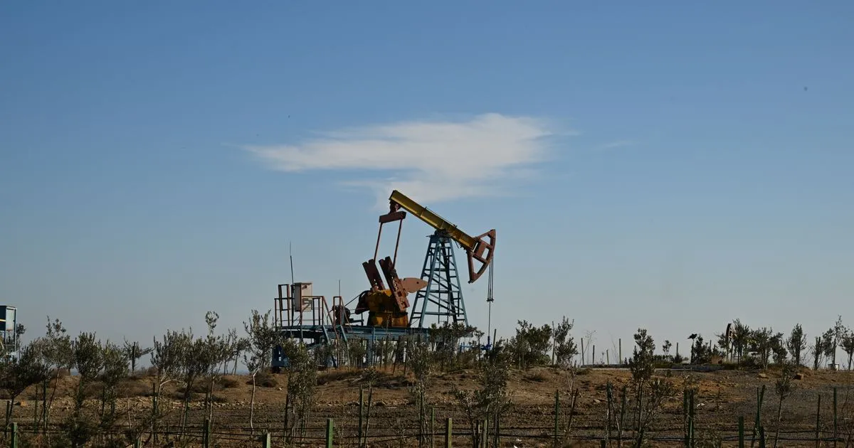 US and UK retreat on Russian oil, exposing European energy crisis