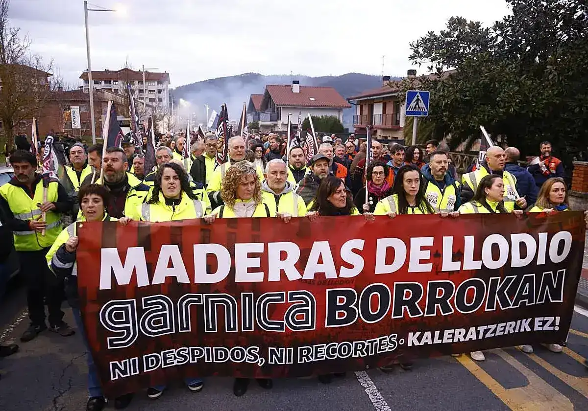 Maderas de Llodio workers win after 262-day strike victory