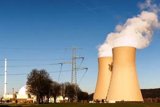 Nuclear dispute prolongs Middle East conflict, deepens humanitarian crisis