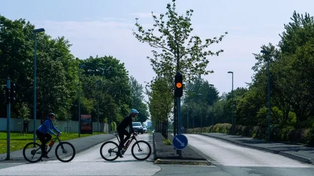 Walkers and cyclists dying more as NSW delays speed reform